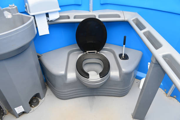 Best Luxury portable toilet rental  in Questa, NM